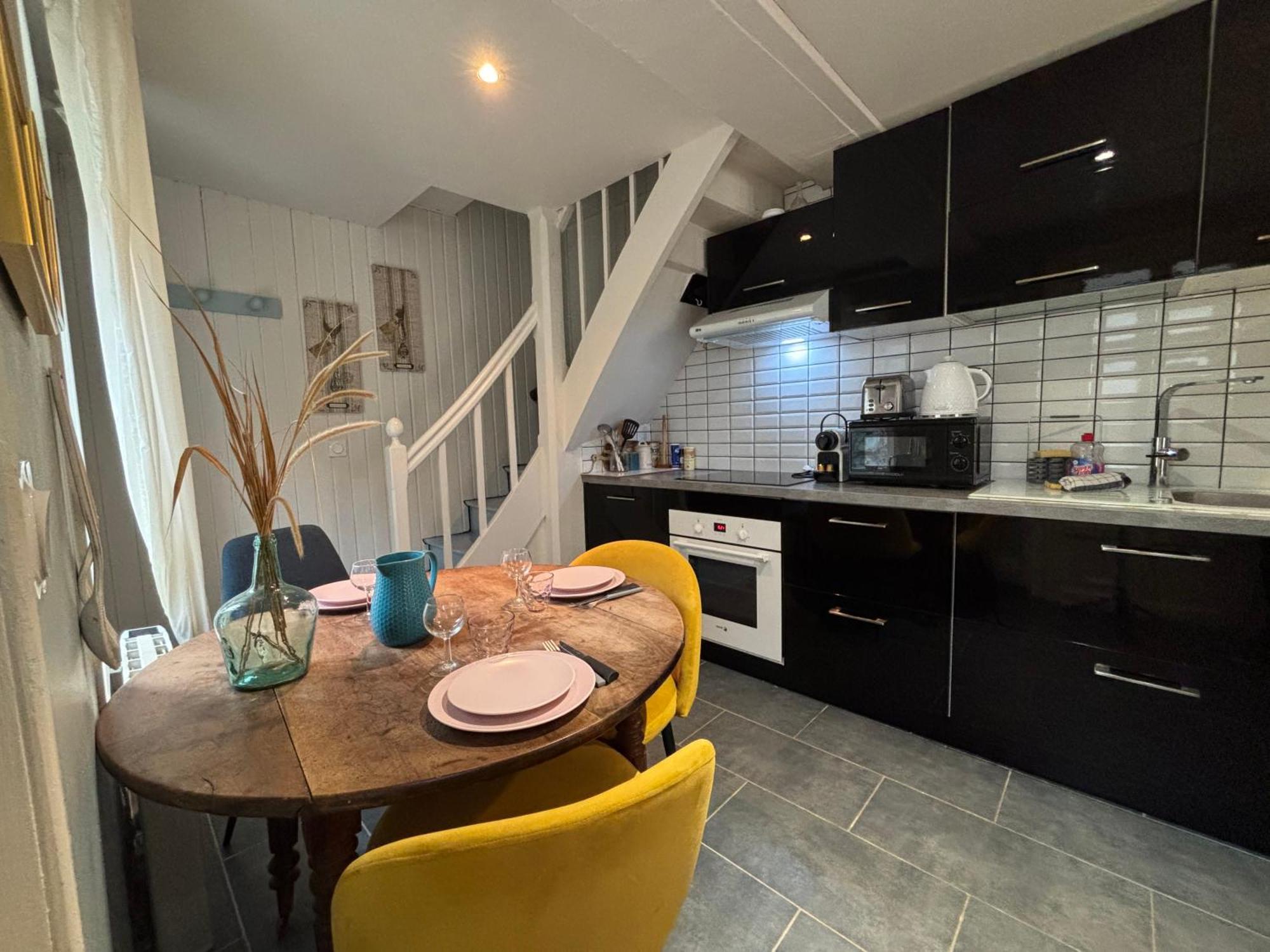 Jolie Cottage Idealement Situee Онфлёр Экстерьер фото